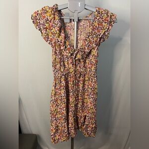 Old Navy Waist-Defined Flutter-Sleeve Floral Mini Dress for‎ Women Size small